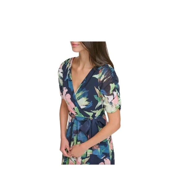 DKNY Tie Waist Floral Print Dress Short Sleeve Lined Women's Size 10 - Picture 4 of 8